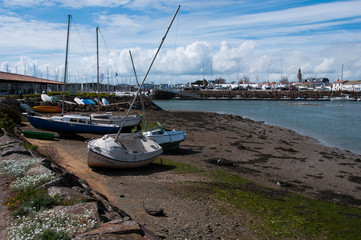 Port à marée basse