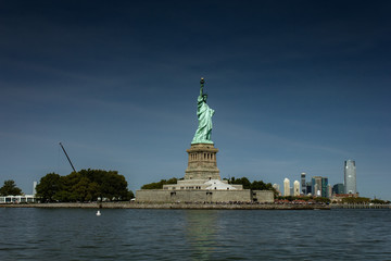 Fototapeta premium Statue of Liberty during clear day