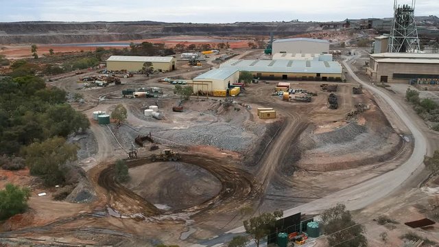 Flying over Broken Hill mine site