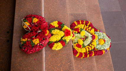 Blumengirlande, Tempelschmuck, Rosen