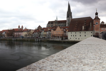 Obraz premium Steinerne Brücke Regensburg
