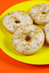donuts dans une assiette