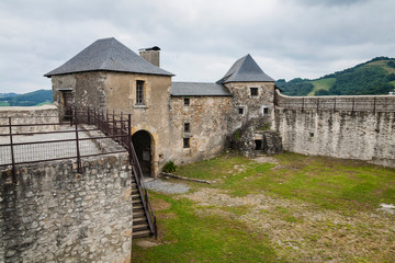 Fototapeta premium Larrau,Mauléon-Licharre,Chateau fort