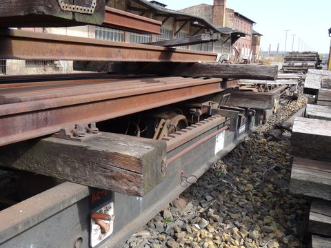 Gleisbaumaterial