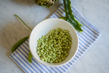 Green peas: freshly harvested, natural, organic, healthy food for a natural lifestyle
