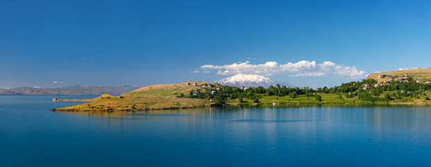 Obraz premium Village near Tatvan Van