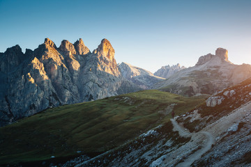 Fototapety na wymiar - Fototapeta24.pl
