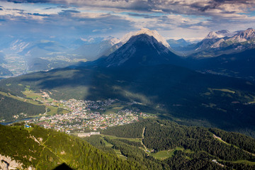 View from the top of the Seefelder Spitze with Seefeld and Inntal in the background