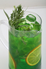 glass of water with mint