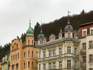 Fototapeta na wymiar Old houses in Karlovy Vary
