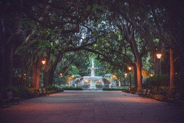 Forsyth Park Fountain in Savannah at Dust in Georgia - obrazy, fototapety, plakaty