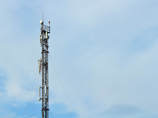 tower antenna gsm high speed internet tv copy space