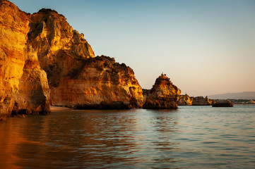 Klifowe wybrzeże Algarve, Ponta da Piedade, Portugalia © Paweł Mielko