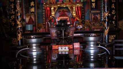 Fototapeta na wymiar chinese lanterns in the temple