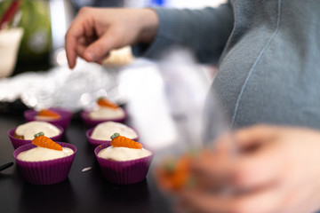 decorate carrot muffins