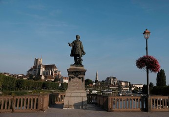 Fototapeta premium Statue de Paul Bert à Auxerre