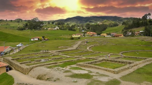 ruinas de ingapirca en los andes de ca&ntilde;ar, ecuador