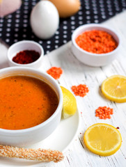 lentil soup with lemon and cracker