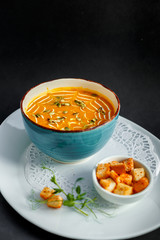 pumpkin soup with crackers
