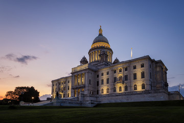 Naklejka premium The Rhode Island State House on a Summer Afternoon