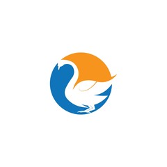 Fototapeta premium Swan logo Template vector