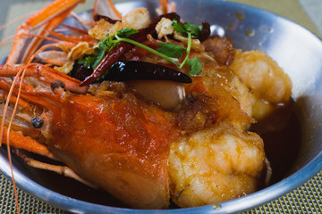 Fried Shrimp with sauce