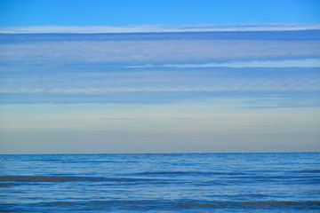 Obraz premium Bord de mer en Italie par un jour d'hiver ensoleillé