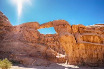 Jabal Umm Fruth Rock Bridge, Wadi Rum, Jordan.