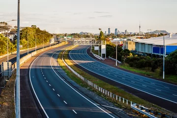 Foto op Plexiglas coronavirus covid 19 deserted Auckland northern motorway New Zealand © Andrew