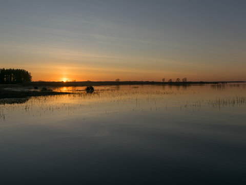 Sunset background © ANDA