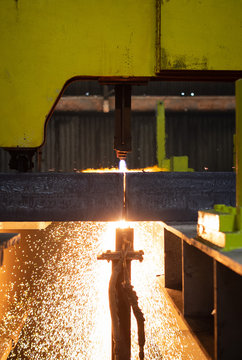 Schneiden einer Bramme in eienm Stahlwerk