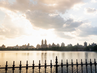 Naklejka premium Atardecer en Central Park
