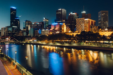 Fototapeta na wymiar Melbourne cbd skyline at night
