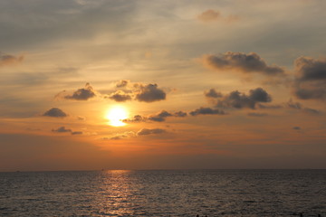 Fototapeta na wymiar Wonderful sunset evenings in Thailand