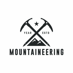 Mountaineering Logo Design
 - obrazy, fototapety, plakaty