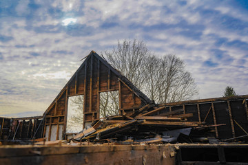 Fototapeta premium old abandoned house