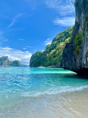 Fototapeta premium Beautiful turquoise waters in El Nido