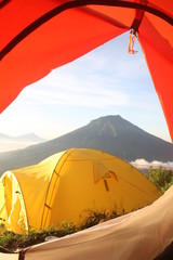 tent in the mountains © febri