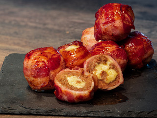 Moinkballs made of ground beef, bacon and cheddar cheese