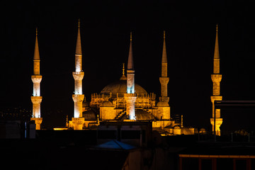 Fototapeta na wymiar Sultan Ahmet Mosque in night
