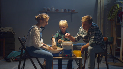 Pottery lessons for the whole family