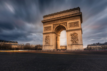 Fototapeta na wymiar World famous Arc de Triomphe at the city center of Paris, France. 