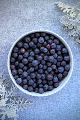 bowl of blueberries