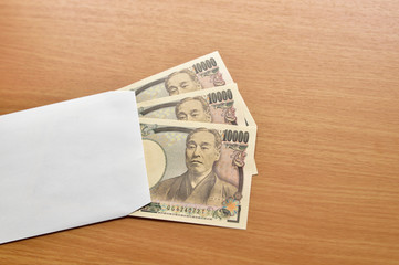 新型コロナウイルス感染症対策の補助金。現金給付。