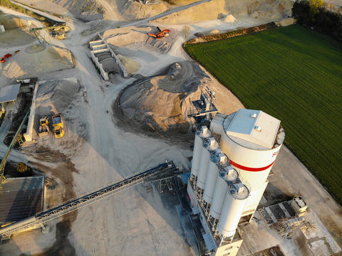 cement plant with silo 