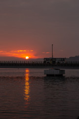 大村湾の朝日　長崎県