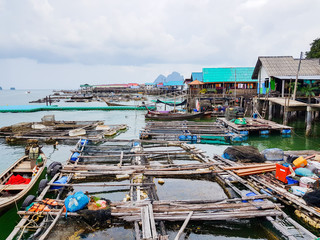 Fototapeta na wymiar The floating community at Panyee Island, Thailand