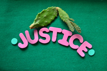 slowo justice © czany