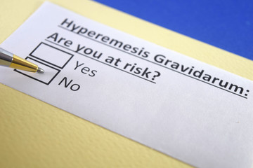 One person is answering question about hyperemesis gravidarum.