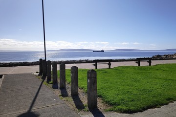 Mar irland&eacute;s al amanecer